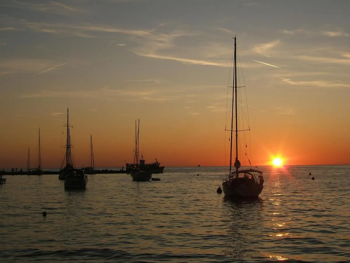 Toni A4 Apartment Novigrad   Novigrad (Istria)