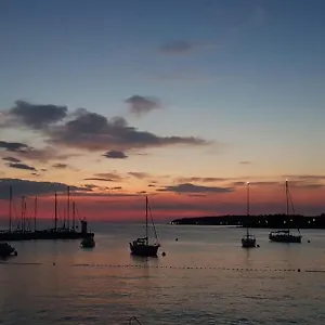 Apartmán Lara Deluxe Superior 5 Star Apartment, Your Piece Of Heaven By The Sea & Park, Novigrad Istria